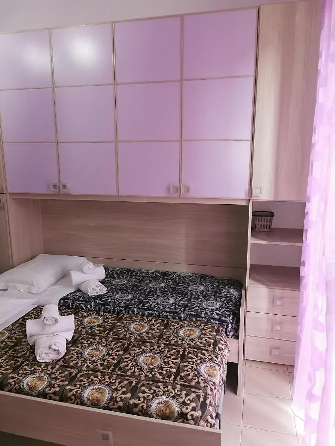 La Casa di Aurora Appartamento Napoli 0*,  Italia